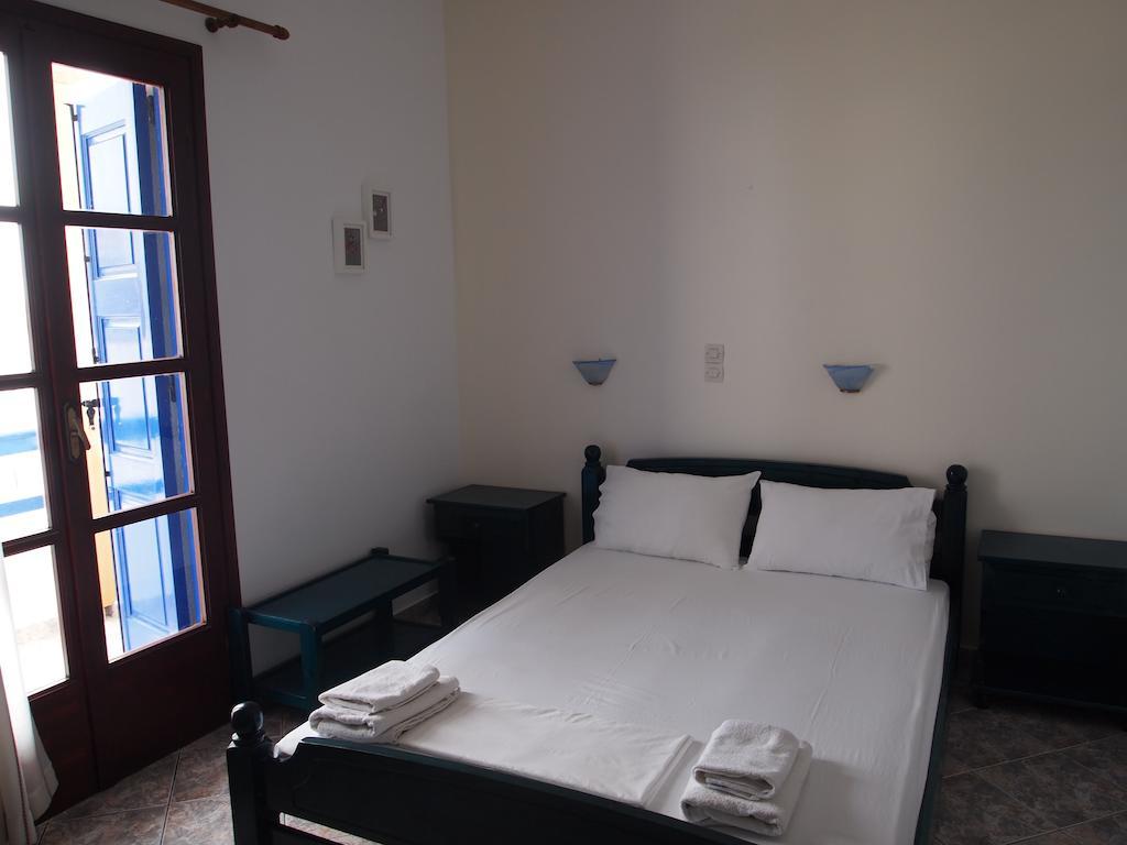 To Petrino Hotel Koufonisia Ruang foto